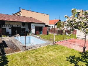 Prodej rodinného domu, Kamenné Žehrovice, Revoluční, 280 m2