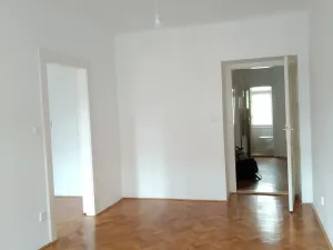 Pronájem bytu 2+1, Praha - Smíchov, Grafická, 57 m2