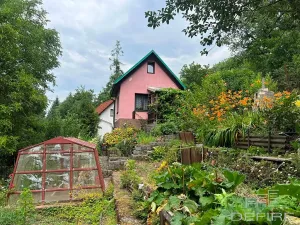 Prodej chaty, Veleň, 45 m2