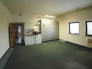 Prodej výrobních prostor, Stříbro, 300 m2