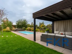 Prodej rodinného domu, Psáry, V Domkách, 114 m2