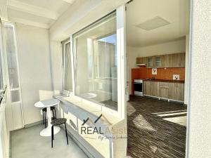 Pronájem bytu 1+kk, Brno, U hřiště, 31 m2