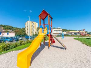 Pronájem bytu 2+1, Meziboří, Nad parkem, 61 m2