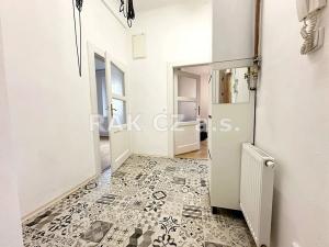 Pronájem bytu 2+kk, Praha - Holešovice, Komunardů, 51 m2