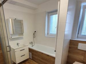 Pronájem bytu 3+1, Hlučín - Darkovičky, Vřesinská, 90 m2