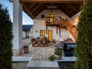 Prodej činžovního domu, Lipí, 197 m2