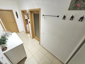 Pronájem bytu 2+kk, Praha - Libeň, Kurta Konráda, 61 m2