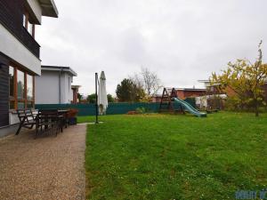 Pronájem rodinného domu, Praha - Hloubětín, Stropnická, 142 m2