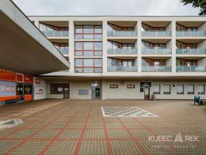 Pronájem bytu 2+kk, Sezimovo Ústí, náměstí Tomáše Bati, 52 m2