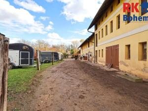 Prodej výrobních prostor, Břežany II, 128 m2