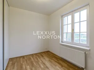 Pronájem vily, Praha - Nebušice, U Házů, 229 m2