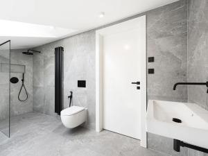 Prodej rodinného domu, Praha - Horní Počernice, Bříšťanská, 218 m2