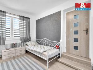 Prodej rodinného domu, Staré Jesenčany, 110 m2