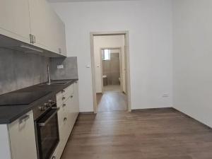 Pronájem bytu 2+1, Praha - Krč, U strže, 91 m2