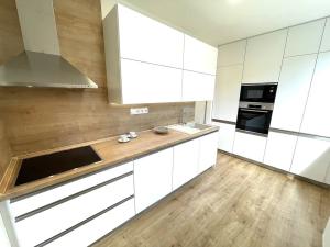 Prodej bytu 3+1, Zlín, Česká, 68 m2