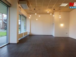 Pronájem kanceláře, Praha, Jankovcova, 58 m2