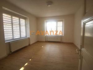 Prodej bytu 2+1, Děčín, 28. října, 82 m2