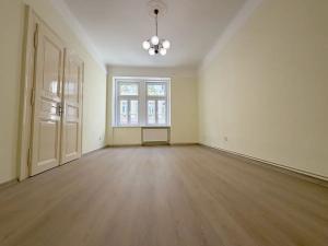 Pronájem bytu 3+1, Praha - Vinohrady, Perunova, 64 m2