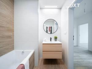 Pronájem bytu 3+kk, České Budějovice, Branišovská, 61 m2