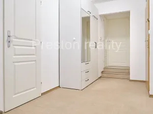 Pronájem bytu 3+kk, Praha - Nusle, Zdaru, 71 m2