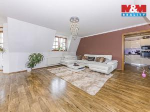 Prodej rodinného domu, Praha - Horní Počernice, Dobrošovská, 295 m2