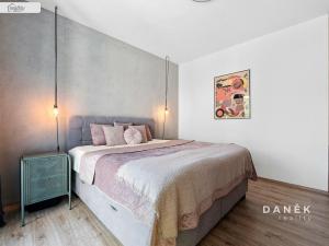 Prodej bytu 3+kk, Oslavany, náměstí 13. prosince, 76 m2