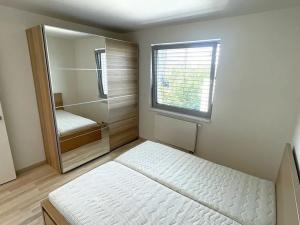 Pronájem bytu 3+kk, Praha - Krč, Pacovská, 68 m2