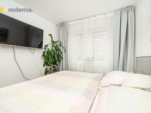 Pronájem bytu 3+kk, Praha - Strašnice, Nučická, 69 m2