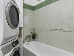 Prodej bytu 3+kk, Praha - Vysočany, Na Harfě, 61 m2