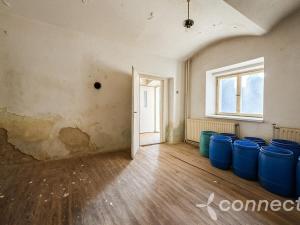 Pronájem komerčního pozemku, Praha - Lipence, Jílovišťská, 1222 m2