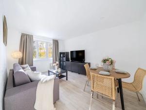 Prodej bytu 2+1, Praha - Vokovice, Syrská, 52 m2