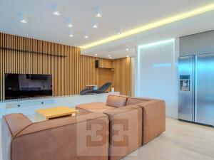 Pronájem bytu 4+kk, Praha - Radlice, Radlická, 119 m2