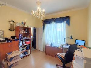 Prodej vily, Praha - Suchdol, 243 m2