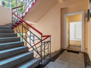 Pronájem bytu 2+kk, Praha - Košíře, Fabiánova, 49 m2