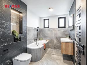 Prodej vily, Jindřichův Hradec, Spojovací, 183 m2