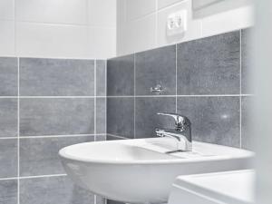 Prodej bytu 1+kk, Praha - Hodkovičky, Šífařská, 29 m2