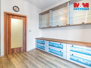 Prodej bytu 3+1, Karlovy Vary, Příčná, 76 m2