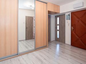 Prodej bytu 3+kk, Veleň, U Sluh, 77 m2