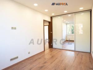 Prodej bytu 3+kk, Praha - Karlín, Molákova, 71 m2