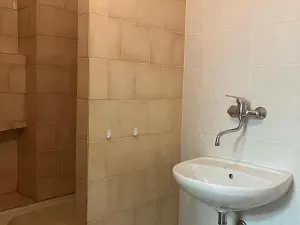 Pronájem komerční nemovitosti, Praha - Bubeneč, Národní obrany, 169 m2