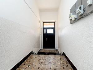 Prodej bytu 2+1, Říčany, nám. Československé armády, 61 m2