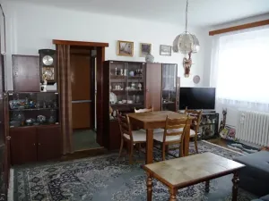 Prodej rodinného domu, Praha - Dolní Chabry, Kobyliská, 200 m2