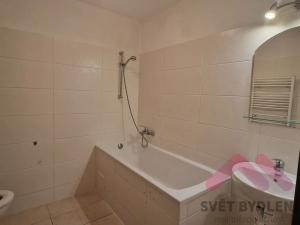 Pronájem bytu 2+1, Praha - Vokovice, Oválová, 76 m2