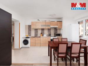 Prodej bytu 3+kk, Louny, Štefánikova, 70 m2