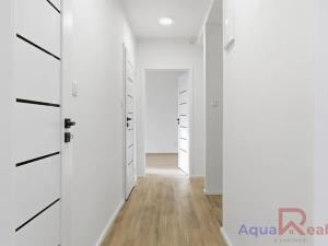 Prodej bytu 2+1, Karlovy Vary, Šmeralova, 51 m2