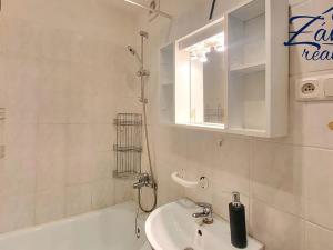 Prodej bytu 2+kk, Kladno, Holandská, 40 m2