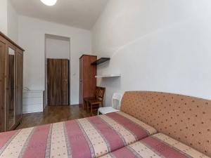 Pronájem bytu 2+kk, Praha - Vinohrady, Korunní, 50 m2