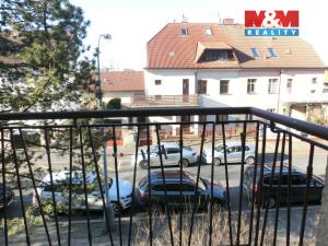 Pronájem bytu 1+1, Praha - Kobylisy, Pakoměřická, 42 m2