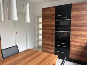 Pronájem bytu 3+1, Praha - Záběhlice, Jabloňová, 76 m2