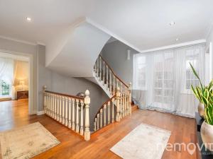 Prodej vily, Praha - Dejvice, V Šáreckém údolí, 459 m2